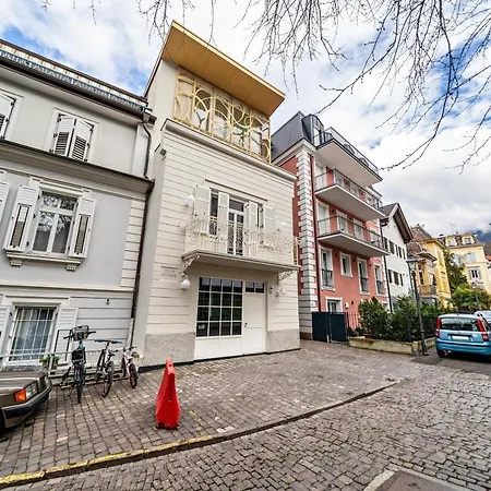 Steiner 2 - Singapur *